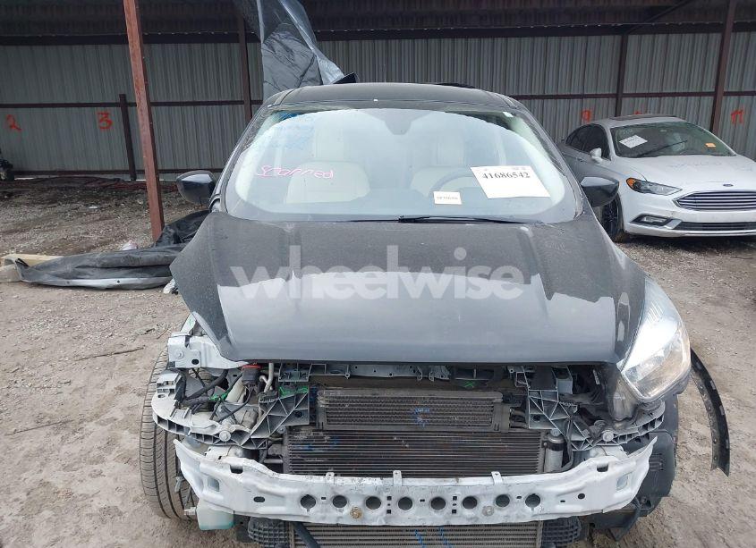 Photo 13 of 2019 Ford Escape SE (VIN 1FMCU9G91KUC08423)