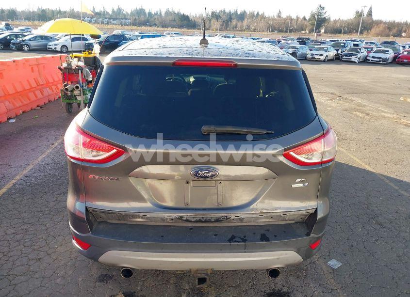 Photo 16 of 2013 Ford Escape SE (VIN 1FMCU9G92DUB40488)
