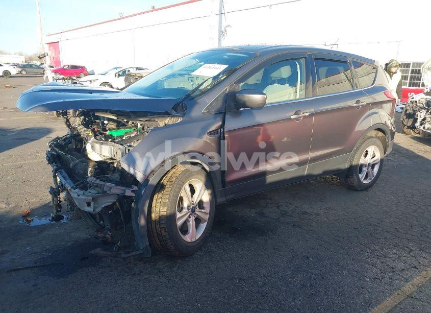 Photo 2 of 2013 Ford Escape SE (VIN 1FMCU9G92DUB40488)