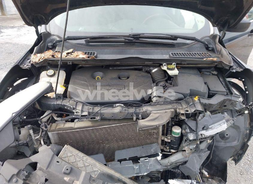 Photo 10 of 2014 Ford Escape SE (VIN 1FMCU9G92EUA06047)