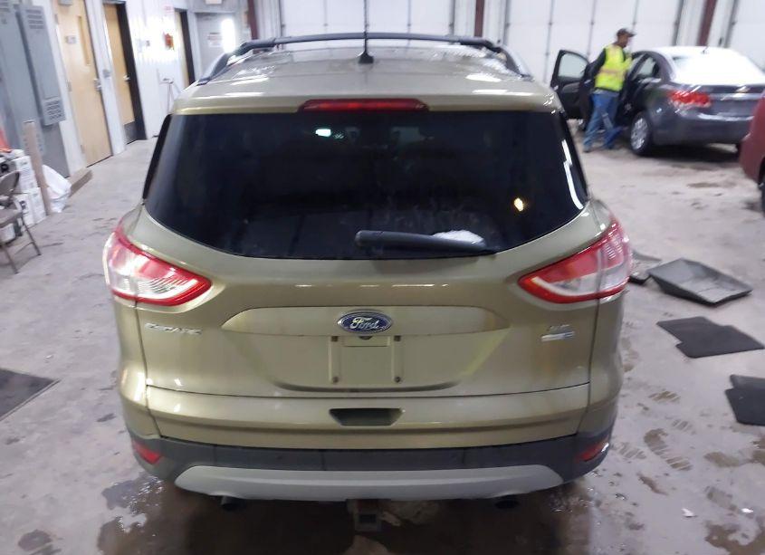 Photo 16 of 2014 Ford Escape SE (VIN 1FMCU9G92EUB08755)