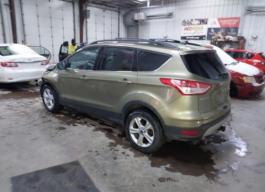 Photo 3 of 2014 Ford Escape SE (VIN 1FMCU9G92EUB08755)