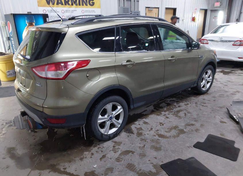 Photo 4 of 2014 Ford Escape SE (VIN 1FMCU9G92EUB08755)