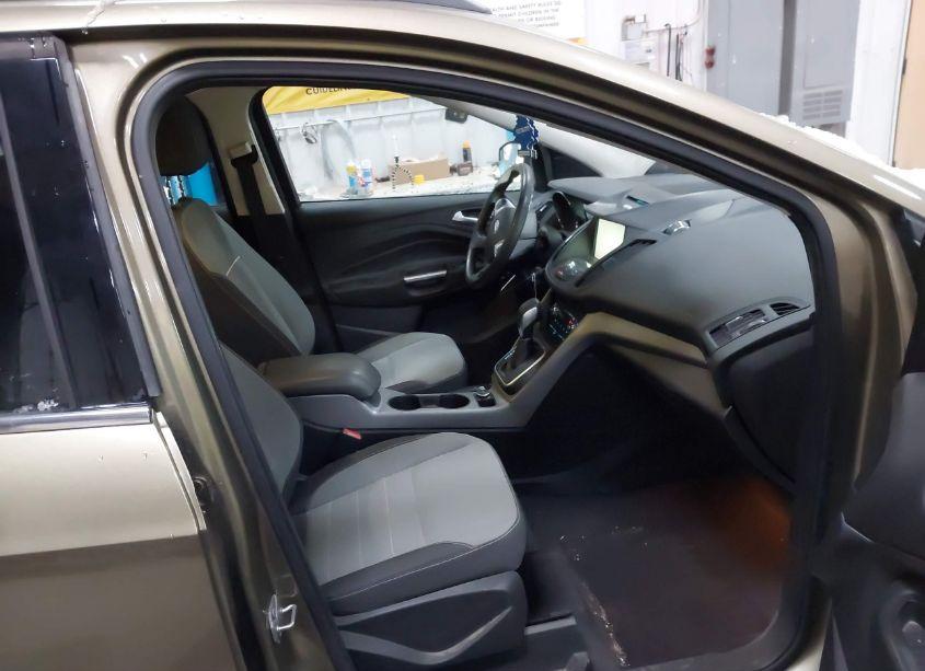 Photo 5 of 2014 Ford Escape SE (VIN 1FMCU9G92EUB08755)