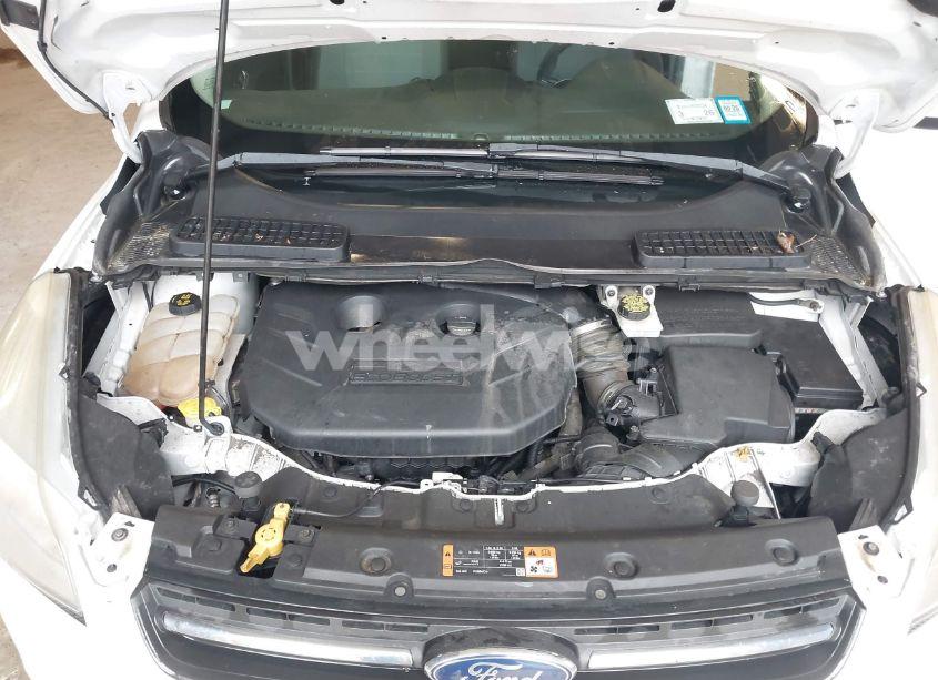 Photo 10 of 2014 Ford Escape SE (VIN 1FMCU9G92EUC28765)