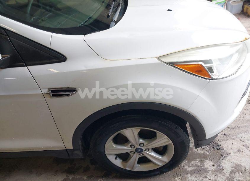 Photo 6 of 2014 Ford Escape SE (VIN 1FMCU9G92EUC28765)