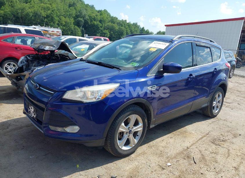Photo 2 of 2014 Ford Escape SE (VIN 1FMCU9G92EUC77528)