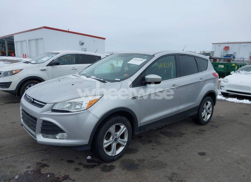 Photo 2 of 2014 Ford Escape SE (VIN 1FMCU9G92EUD02346)