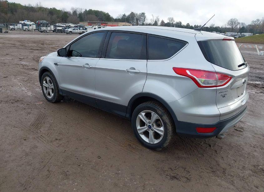 Photo 3 of 2015 Ford Escape SE (VIN 1FMCU9G92FUA80179)
