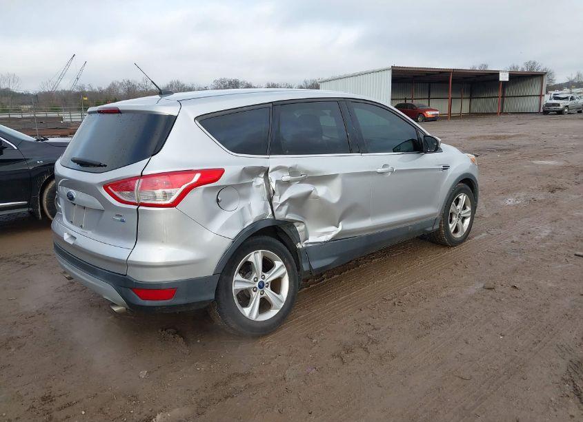 Photo 4 of 2015 Ford Escape SE (VIN 1FMCU9G92FUA80179)