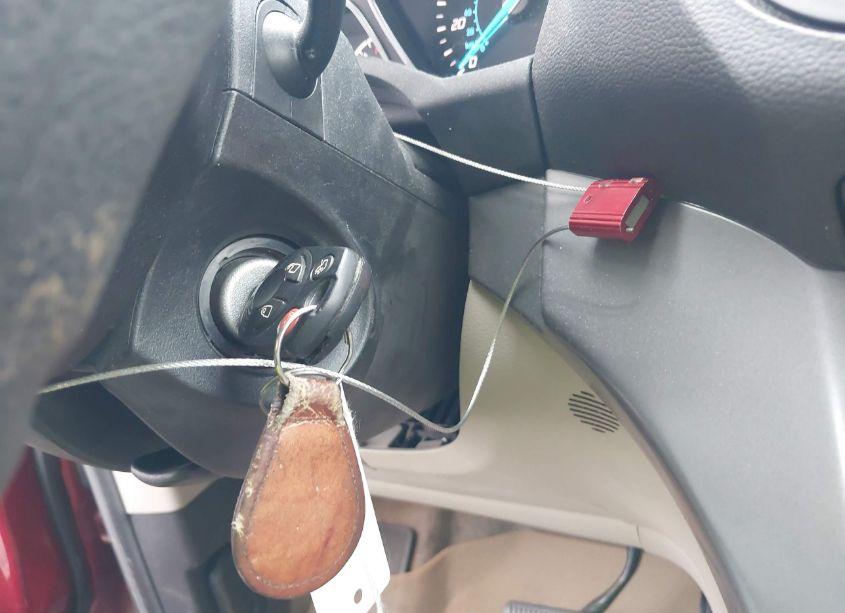 Photo 11 of 2015 Ford Escape SE (VIN 1FMCU9G92FUC11000)