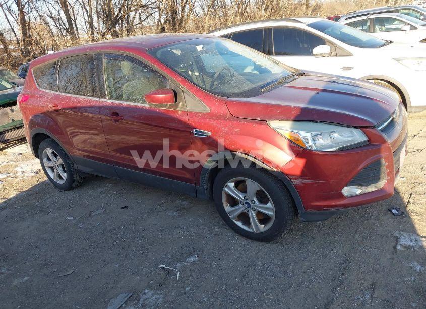 2015 Ford Escape SE (VIN 1FMCU9G92FUC64912) main photo