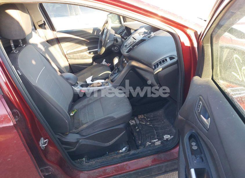 Photo 5 of 2015 Ford Escape SE (VIN 1FMCU9G92FUC64912)