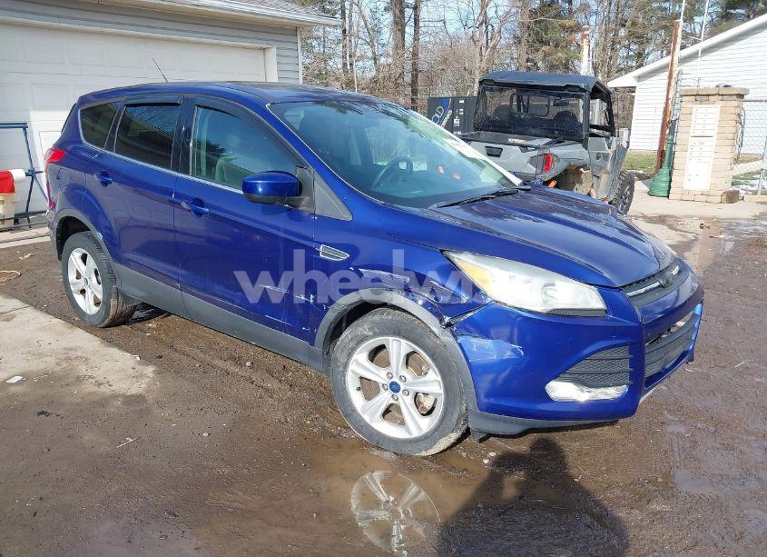 2016 Ford Escape SE (VIN 1FMCU9G92GUA32618) main photo