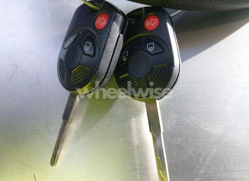 Photo 11 of 2016 Ford Escape SE (VIN 1FMCU9G92GUA32618)