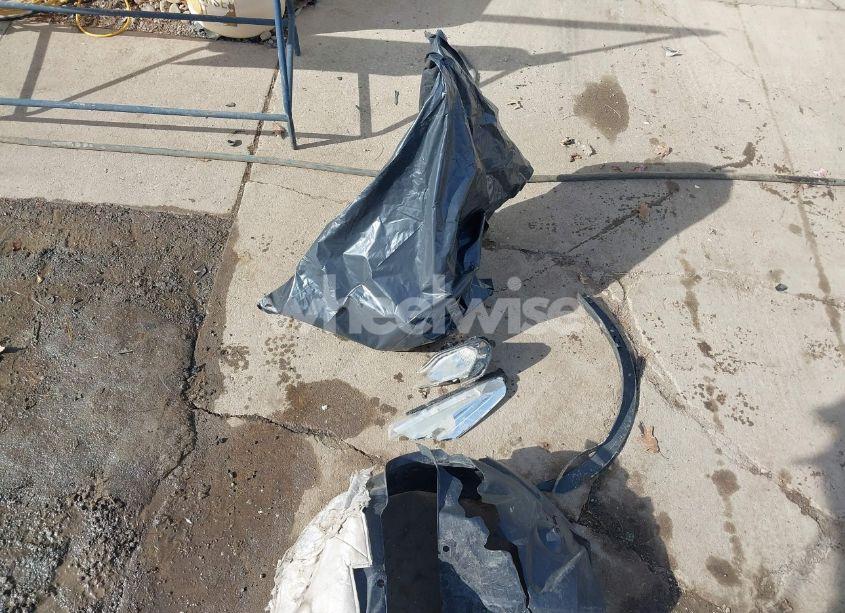 Photo 12 of 2016 Ford Escape SE (VIN 1FMCU9G92GUA32618)