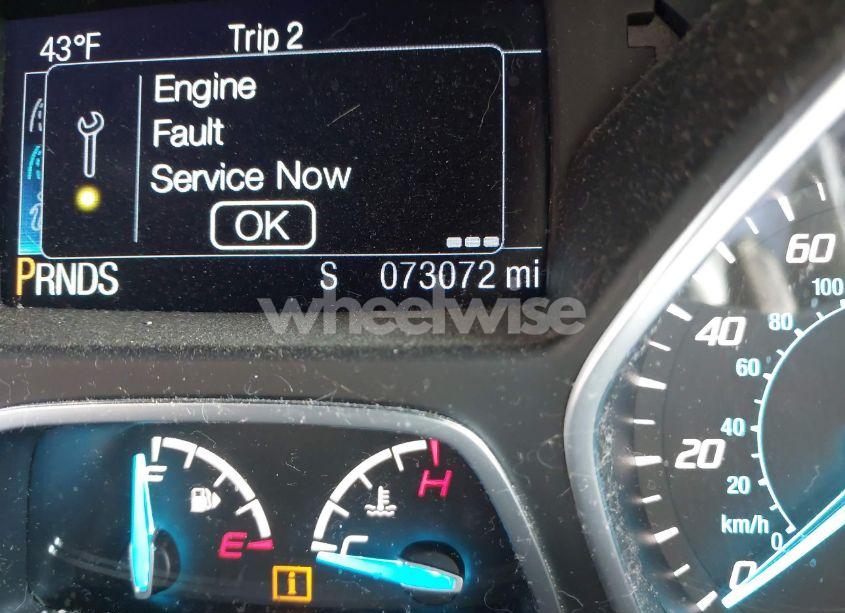 Photo 16 of 2016 Ford Escape SE (VIN 1FMCU9G92GUA32618)