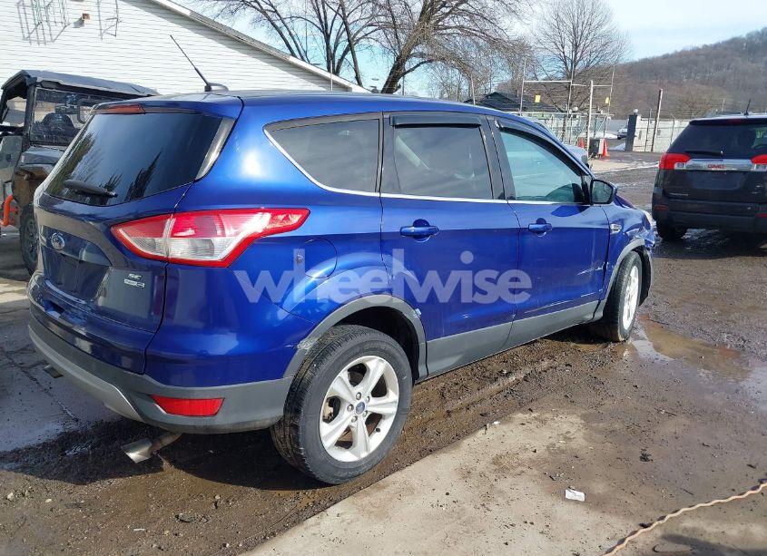 Photo 4 of 2016 Ford Escape SE (VIN 1FMCU9G92GUA32618)