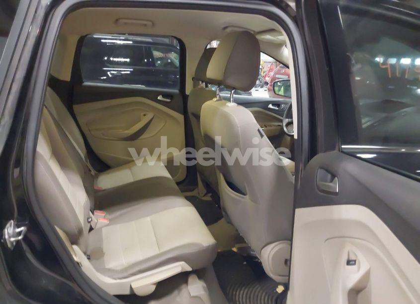 Photo 8 of 2016 Ford Escape SE (VIN 1FMCU9G92GUA77445)