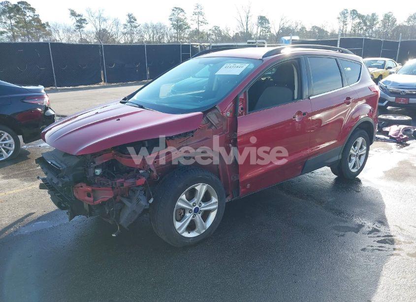 Photo 2 of 2016 Ford Escape SE (VIN 1FMCU9G92GUB10671)