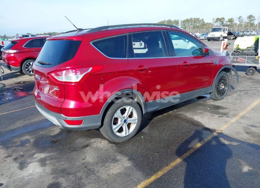 Photo 4 of 2016 Ford Escape SE (VIN 1FMCU9G92GUB10671)
