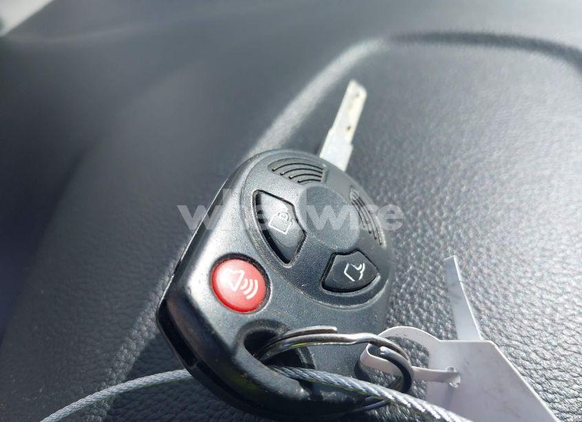 Photo 11 of 2017 Ford Escape SE (VIN 1FMCU9G92HUC02588)