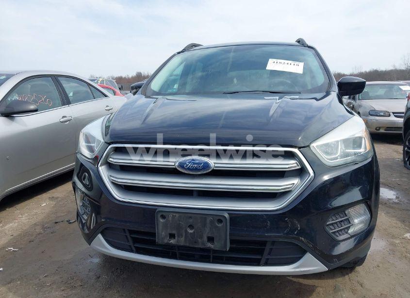Photo 13 of 2017 Ford Escape SE (VIN 1FMCU9G92HUD37151)