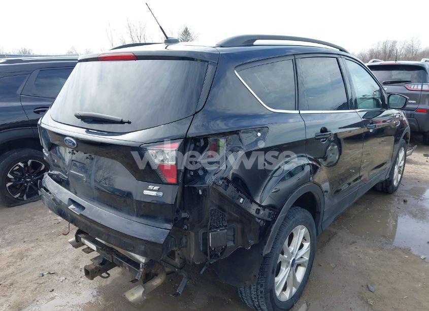 Photo 4 of 2017 Ford Escape SE (VIN 1FMCU9G92HUD37151)