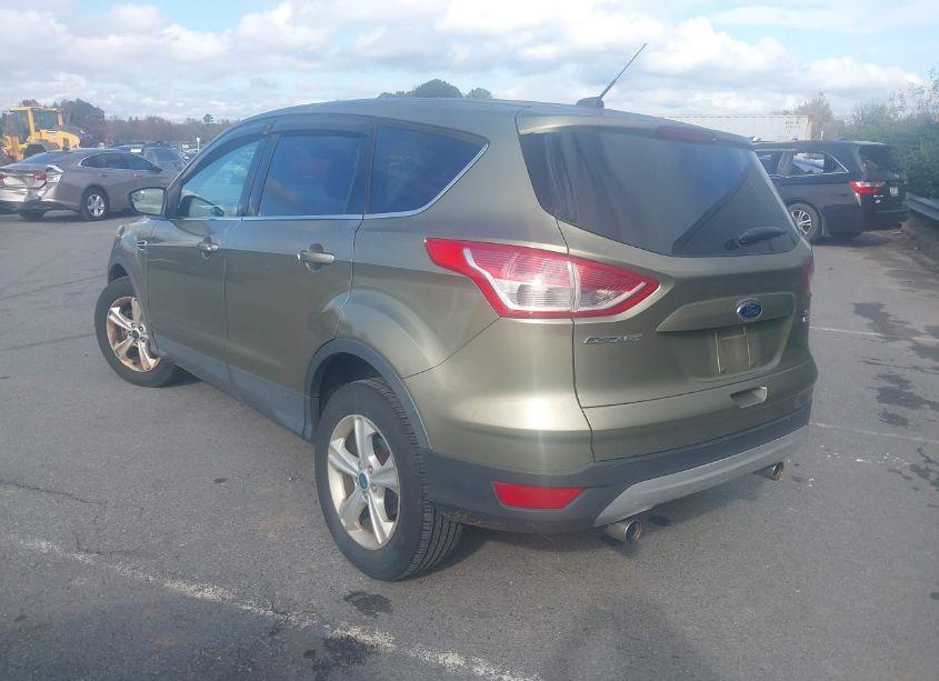 Photo 3 of 2013 Ford Escape SE (VIN 1FMCU9G93DUA41629)