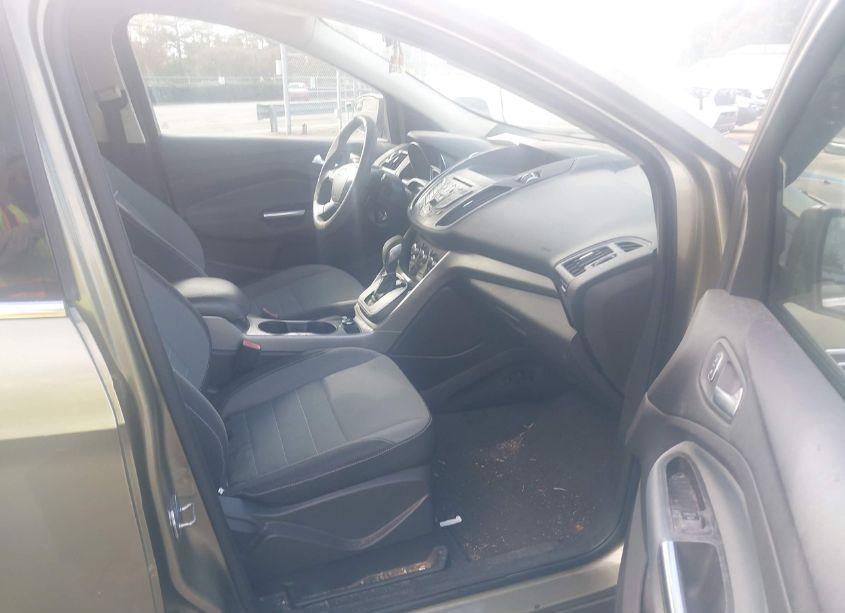 Photo 5 of 2013 Ford Escape SE (VIN 1FMCU9G93DUA41629)