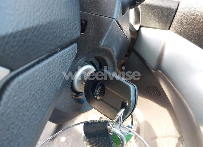 Photo 11 of 2013 Ford Escape SE (VIN 1FMCU9G93DUB05667)