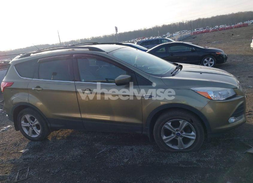 Photo 13 of 2013 Ford Escape SE (VIN 1FMCU9G93DUB05667)