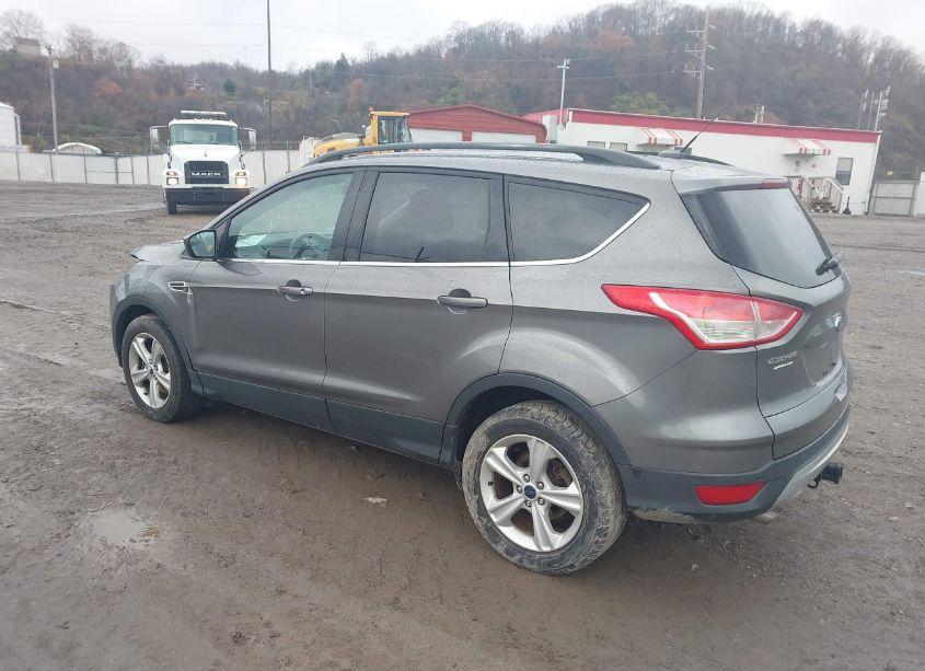 Photo 3 of 2014 Ford Escape SE (VIN 1FMCU9G93EUC18729)