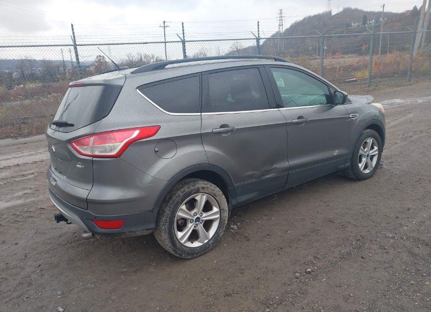 Photo 4 of 2014 Ford Escape SE (VIN 1FMCU9G93EUC18729)
