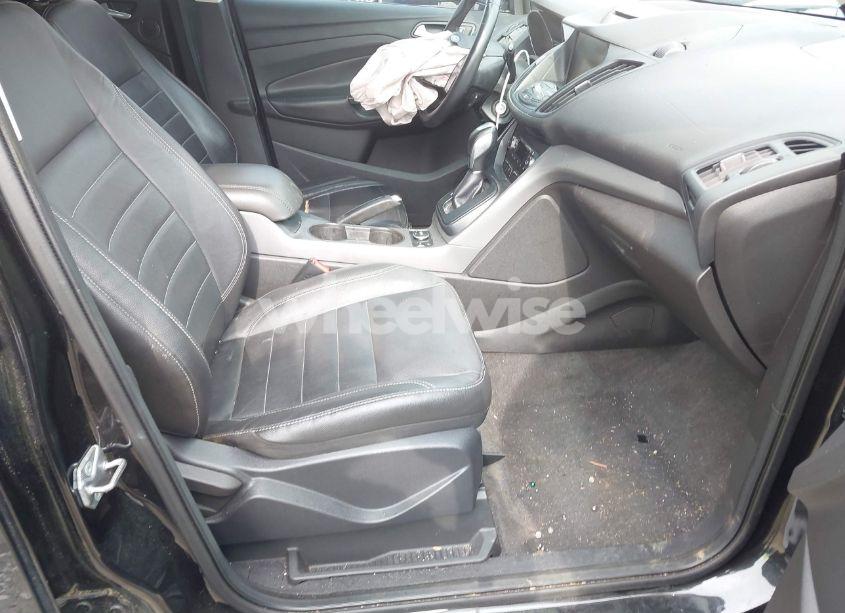 Photo 5 of 2014 Ford Escape SE (VIN 1FMCU9G93EUD35422)