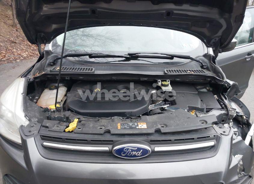 Photo 10 of 2015 Ford Escape SE (VIN 1FMCU9G93FUA15938)