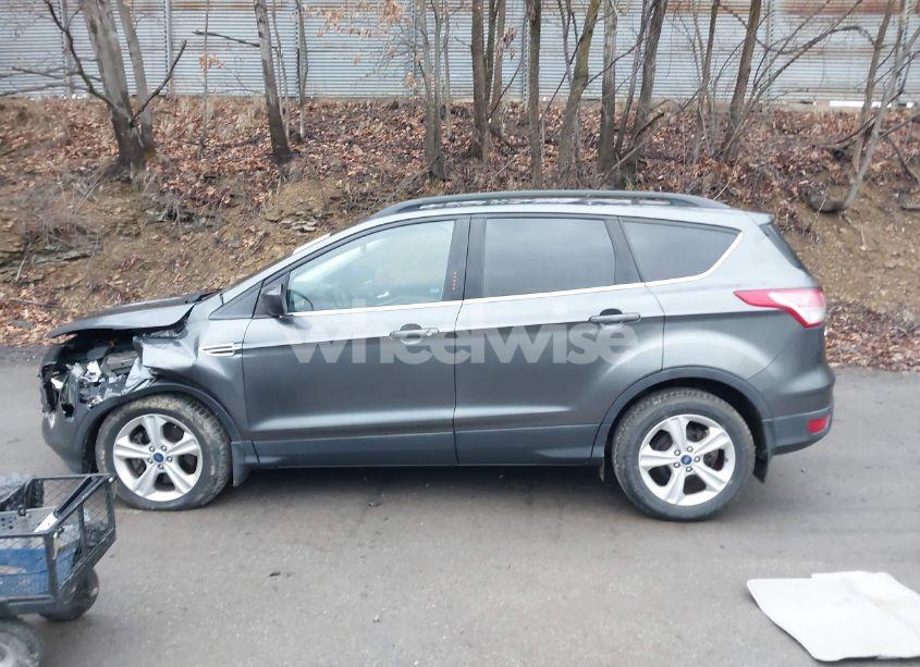 Photo 15 of 2015 Ford Escape SE (VIN 1FMCU9G93FUA15938)