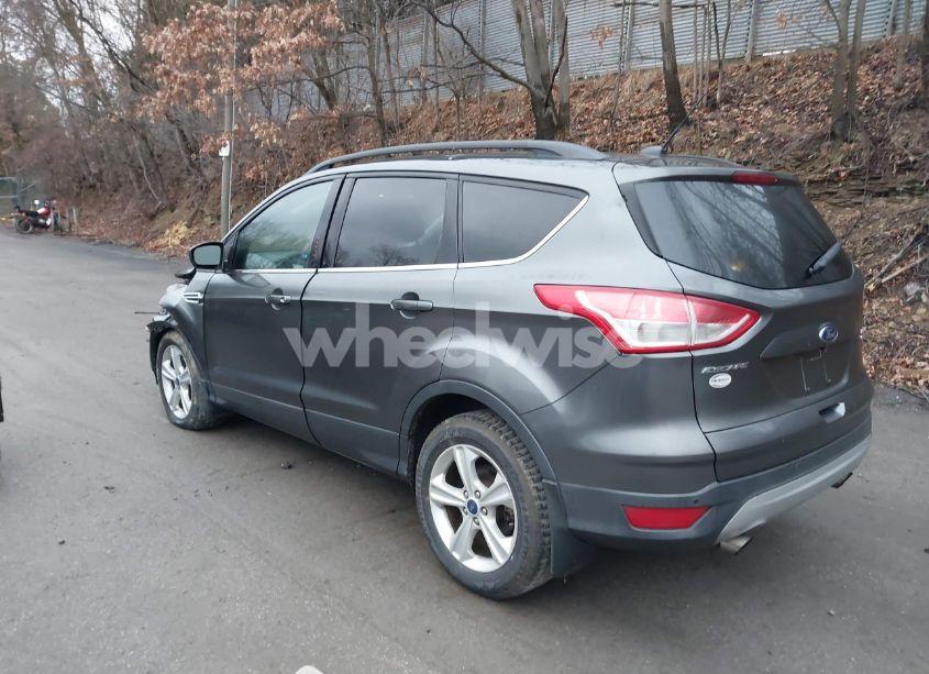 Photo 3 of 2015 Ford Escape SE (VIN 1FMCU9G93FUA15938)