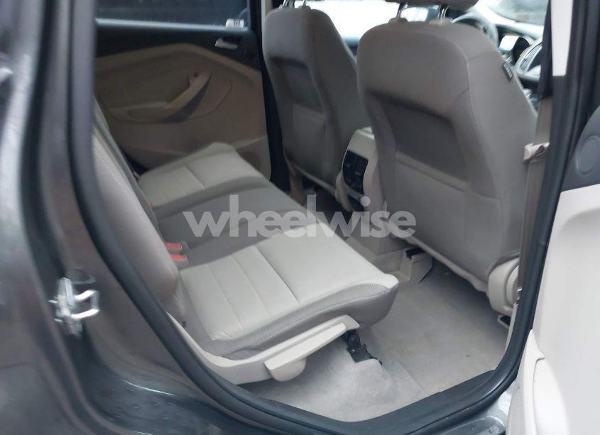 Photo 8 of 2015 Ford Escape SE (VIN 1FMCU9G93FUA15938)