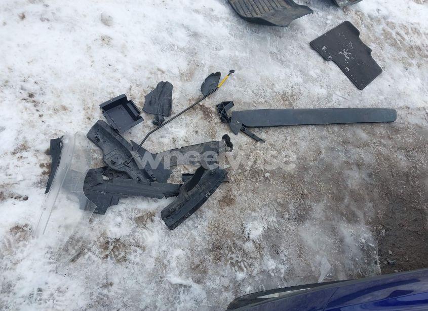 Photo 11 of 2015 Ford Escape SE (VIN 1FMCU9G93FUA63777)