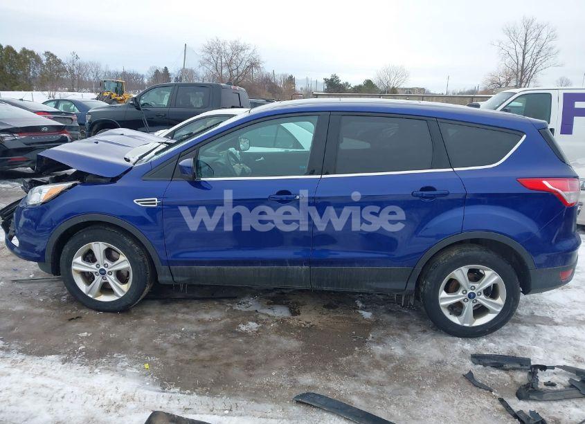 Photo 14 of 2015 Ford Escape SE (VIN 1FMCU9G93FUA63777)
