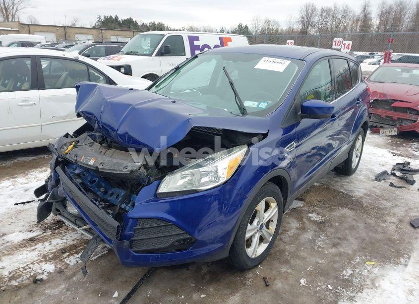 Photo 2 of 2015 Ford Escape SE (VIN 1FMCU9G93FUA63777)