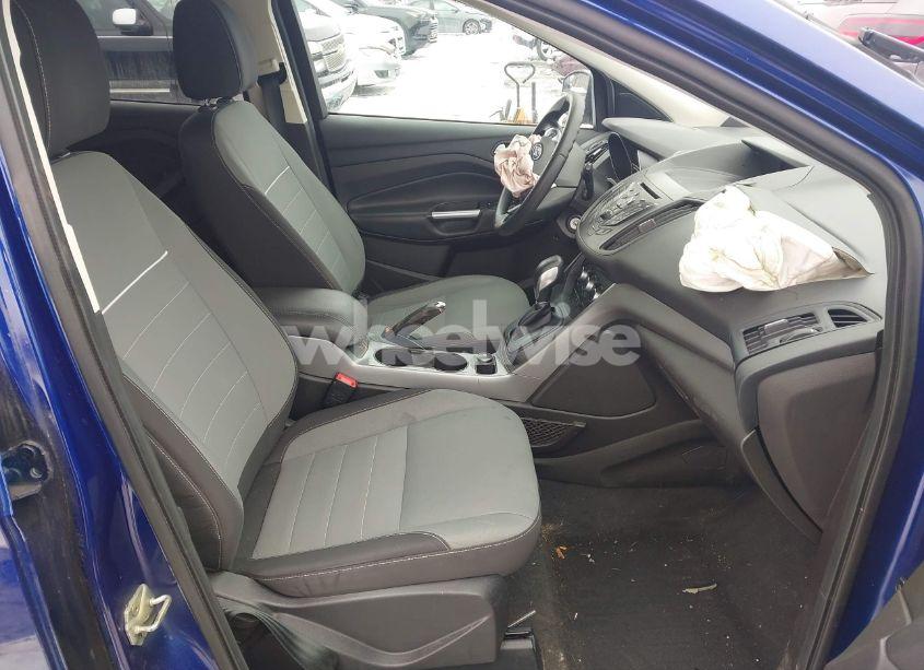 Photo 5 of 2015 Ford Escape SE (VIN 1FMCU9G93FUA63777)