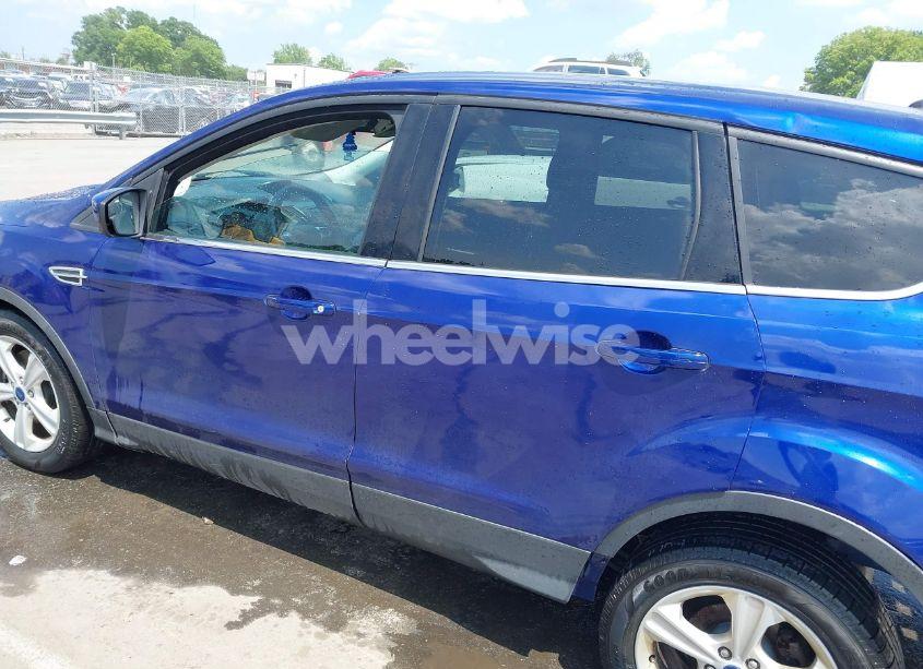 Photo 14 of 2015 Ford Escape SE (VIN 1FMCU9G93FUB73955)