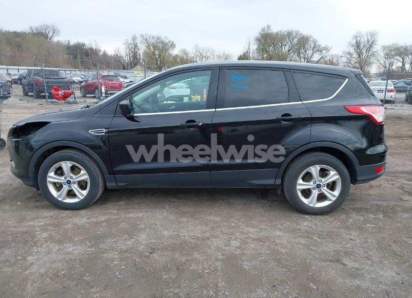 Photo 14 of 2016 Ford Escape SE (VIN 1FMCU9G93GUB44814)