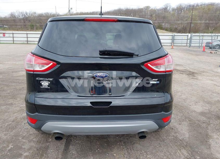 Photo 16 of 2016 Ford Escape SE (VIN 1FMCU9G93GUB44814)