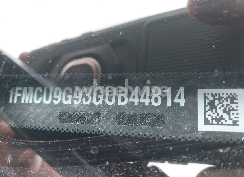 Photo 17 of 2016 Ford Escape SE (VIN 1FMCU9G93GUB44814)