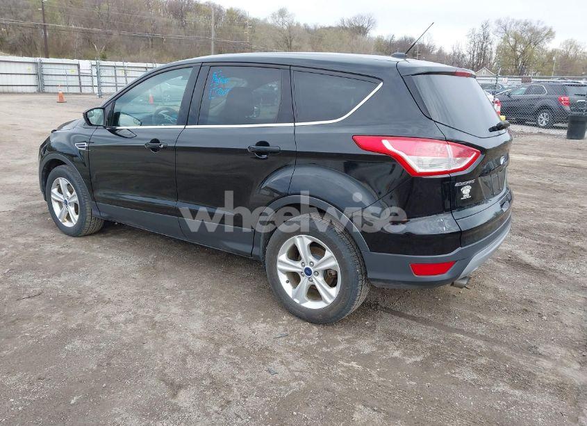 Photo 3 of 2016 Ford Escape SE (VIN 1FMCU9G93GUB44814)