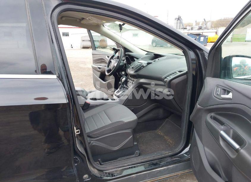 Photo 5 of 2016 Ford Escape SE (VIN 1FMCU9G93GUB44814)