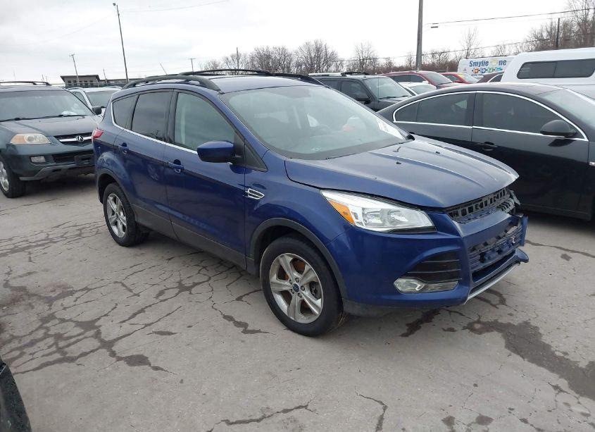 2016 Ford Escape SE (VIN 1FMCU9G93GUC49028) main photo